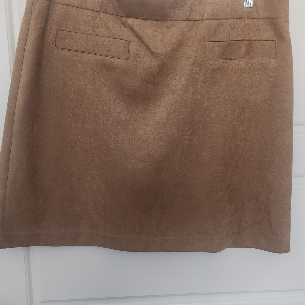 LC Lauren Conrad Brown Mini Skirt